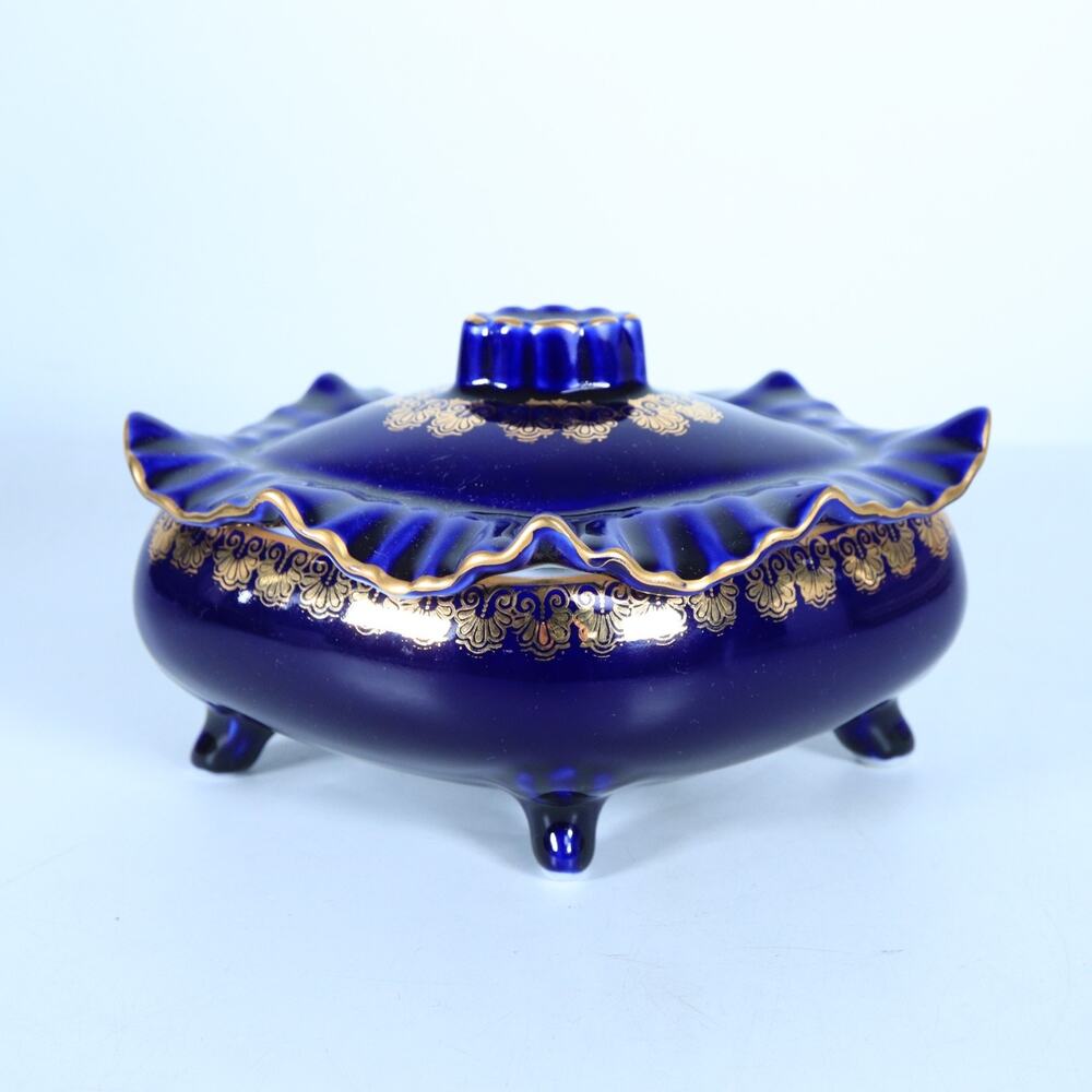 Porcelain Trinket Box Footed Ruffled Lid Marked Kobalt White Gold Porcelanka